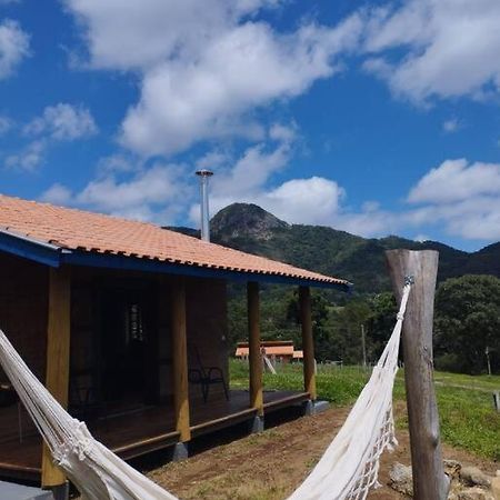 Chale Pedra Chanfrada 03 Gonçalves Exteriör bild